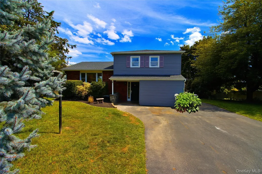 4 Salk Drive Highland NY 12528