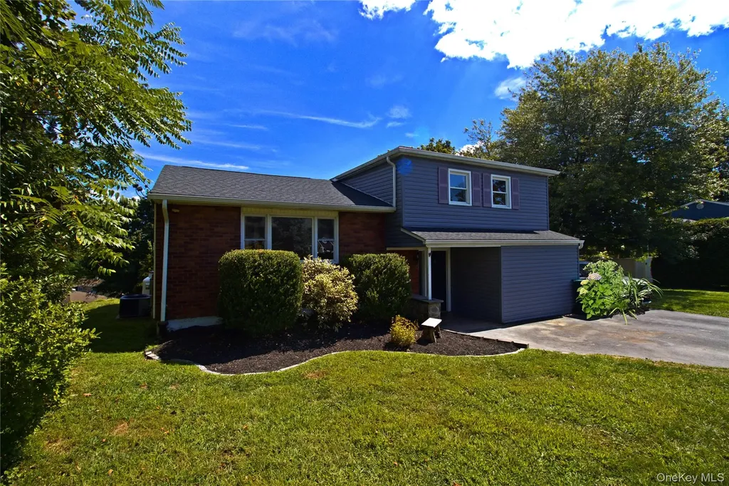 4 Salk Drive Highland NY 12528