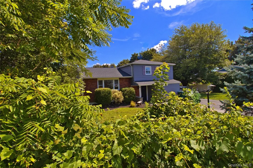4 Salk Drive Highland NY 12528