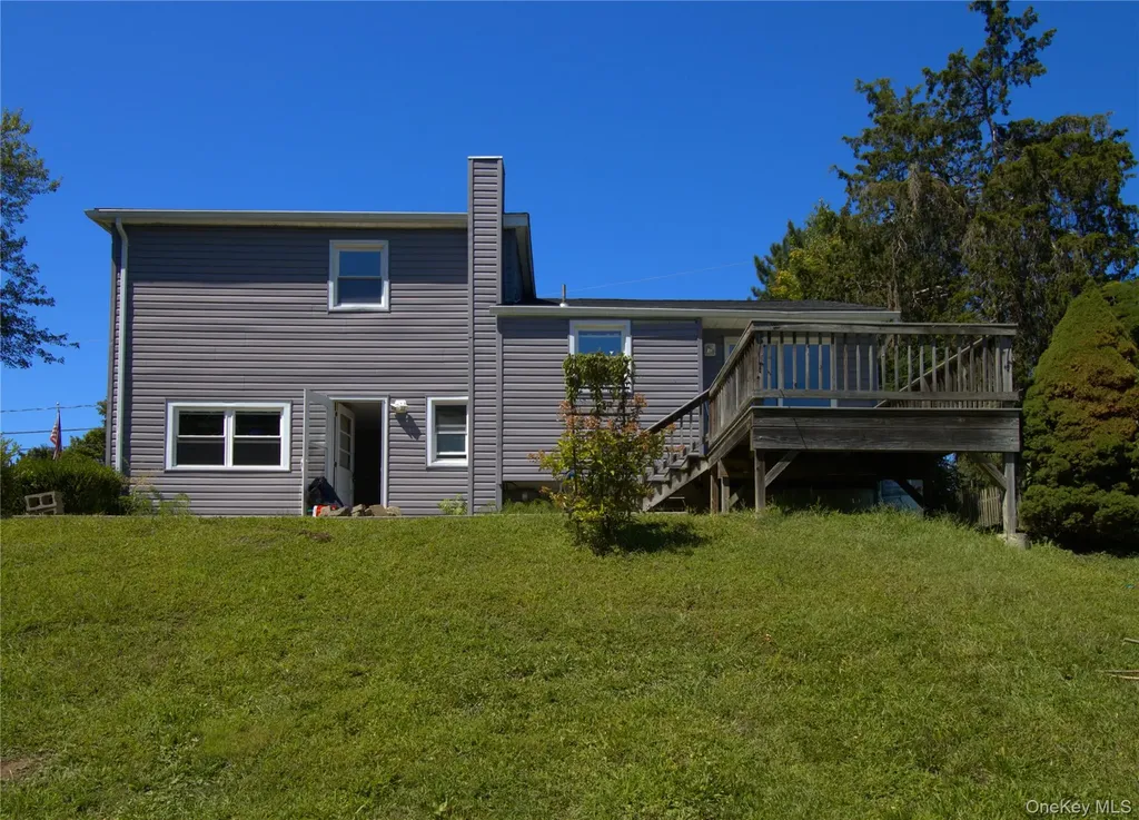 4 Salk Drive Highland NY 12528