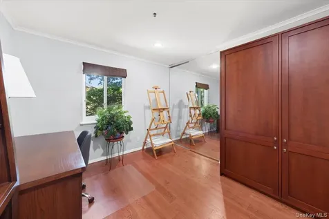 301 Old Cedar Road Hartsdale NY 10530