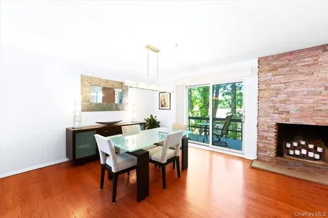 301 Old Cedar Road Hartsdale NY 10530