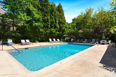 301 Old Cedar Road Hartsdale NY 10530