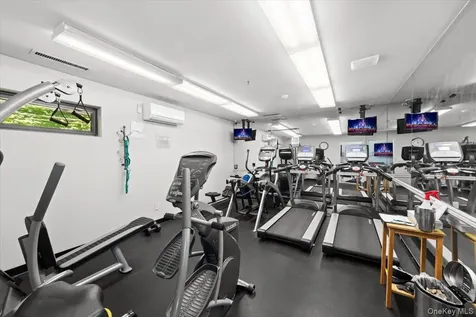 301 Old Cedar Road Hartsdale NY 10530