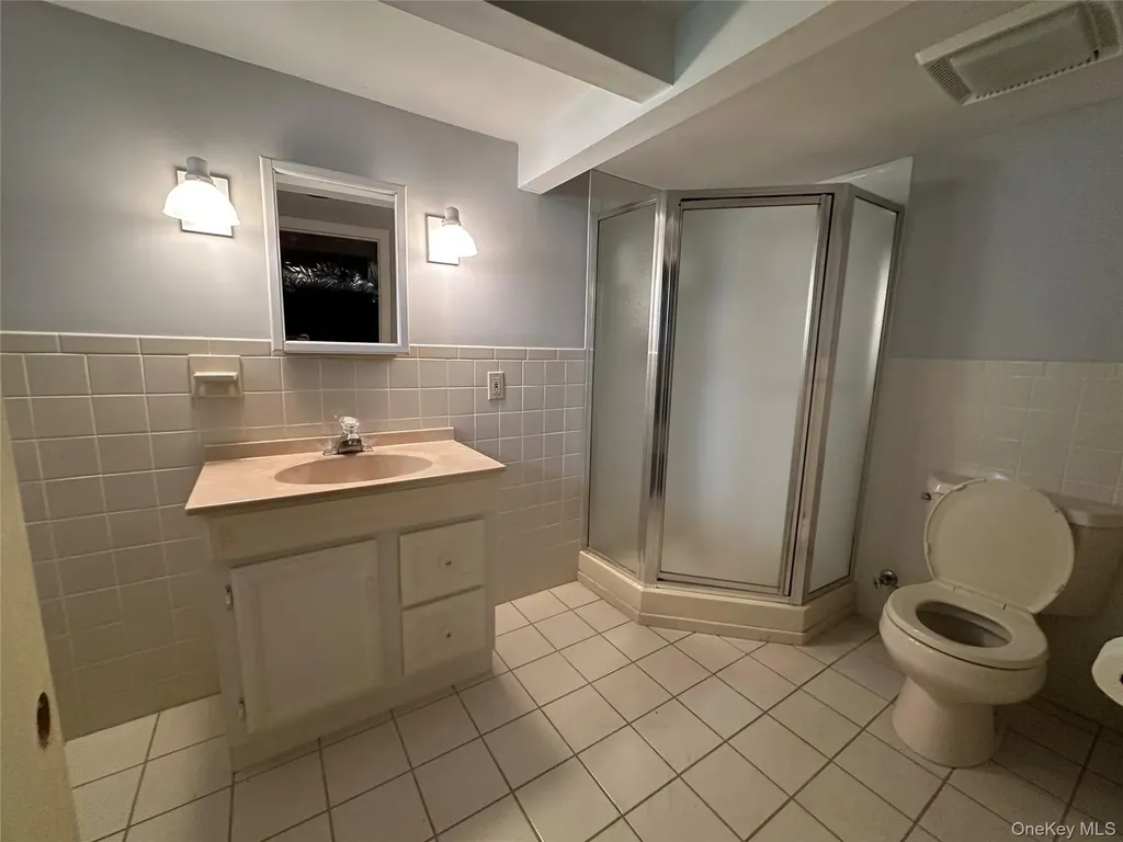 33 Rutland Drive Patterson NY 12563