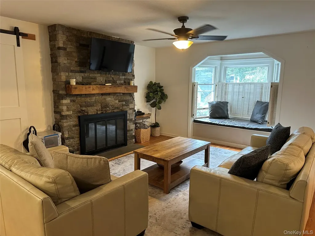 33 Rutland Drive Patterson NY 12563