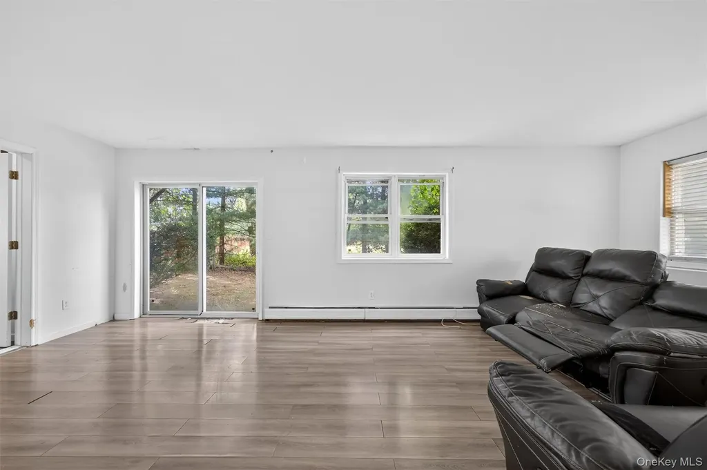 2 Pulver Place Spring Valley NY 10977