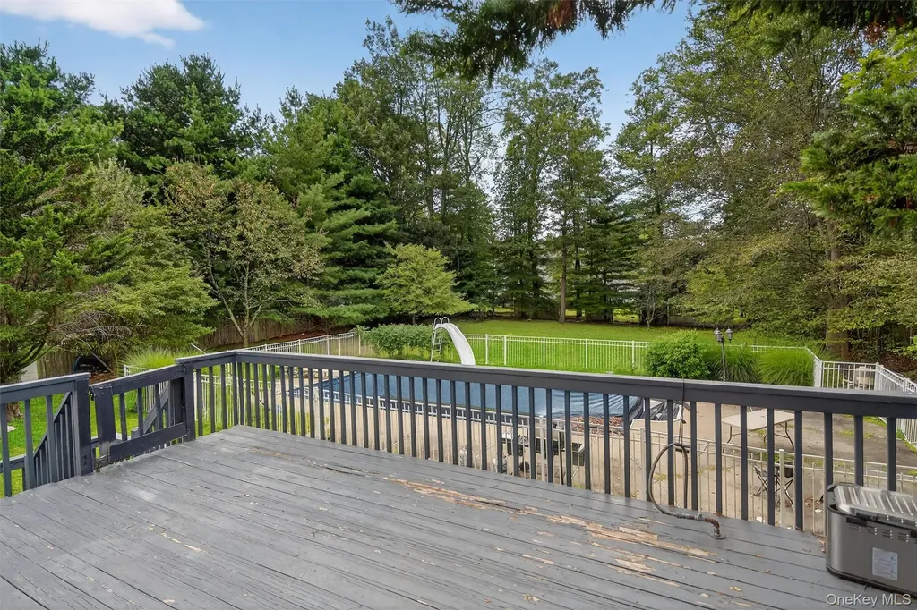 2 Pulver Place Spring Valley NY 10977