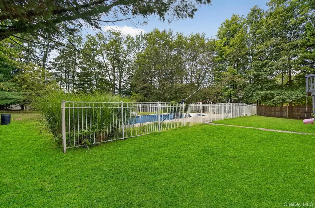 2 Pulver Place Spring Valley NY 10977