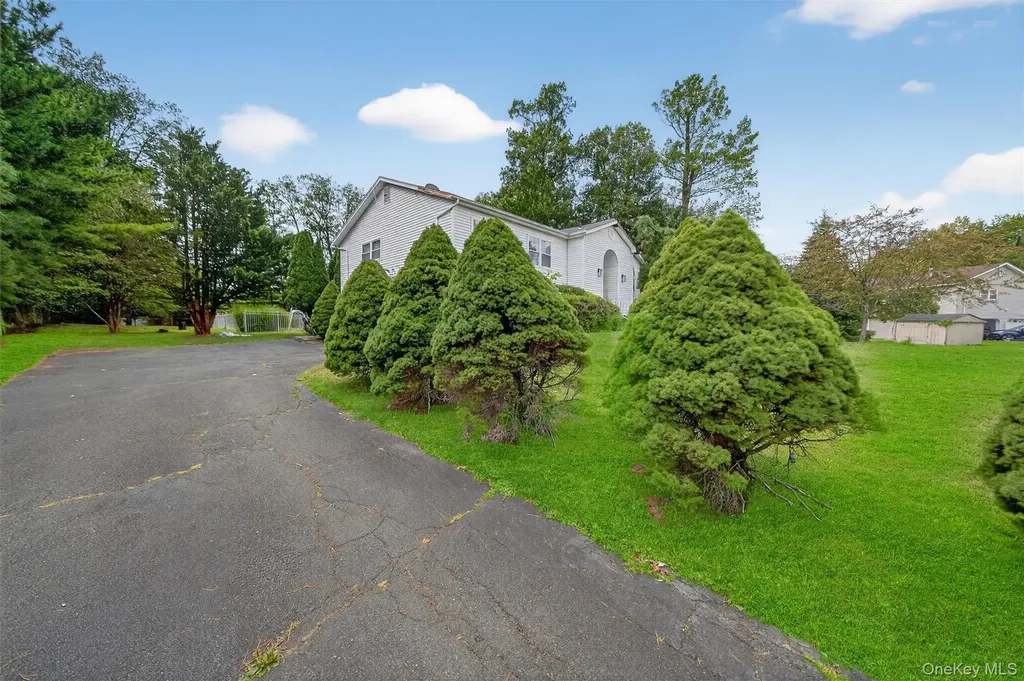 2 Pulver Place Spring Valley NY 10977