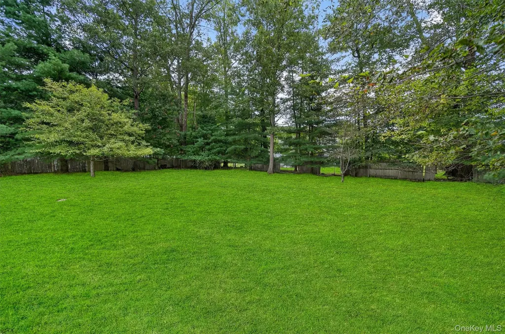 2 Pulver Place Spring Valley NY 10977