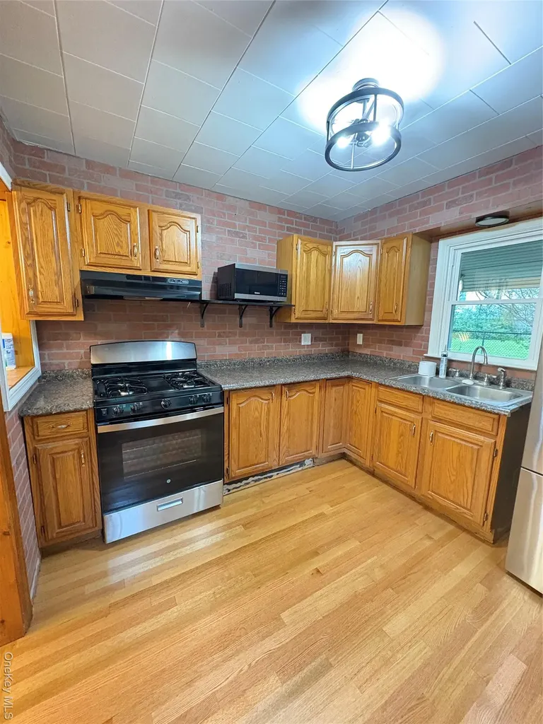 99 River Street Montgomery NY 12549