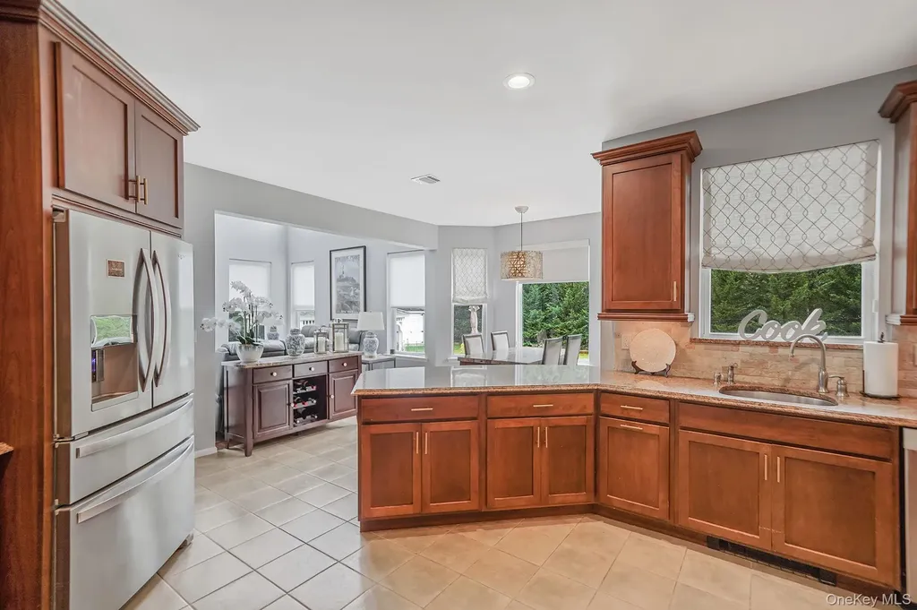 6 Nick Court Yaphank NY 11980