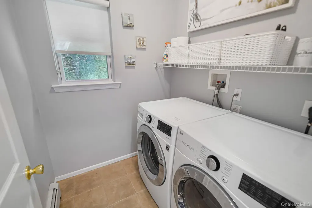 6 Nick Court Yaphank NY 11980