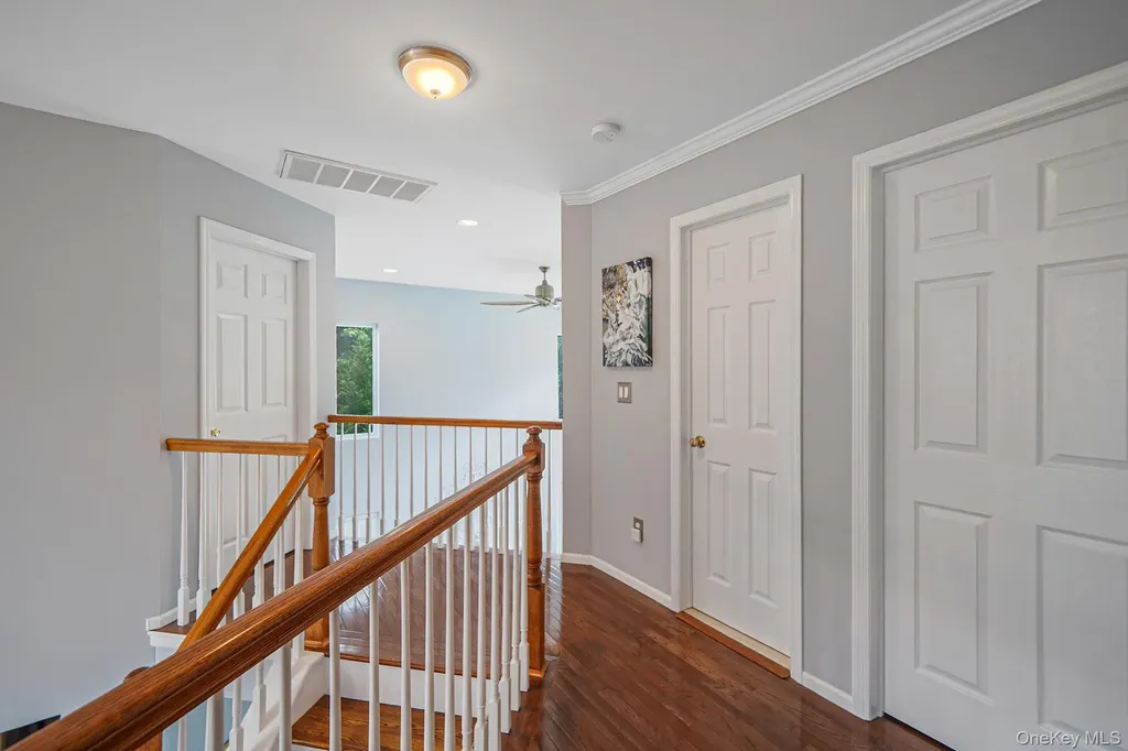 6 Nick Court Yaphank NY 11980