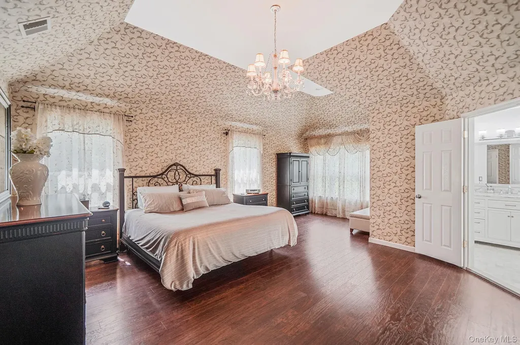 6 Nick Court Yaphank NY 11980
