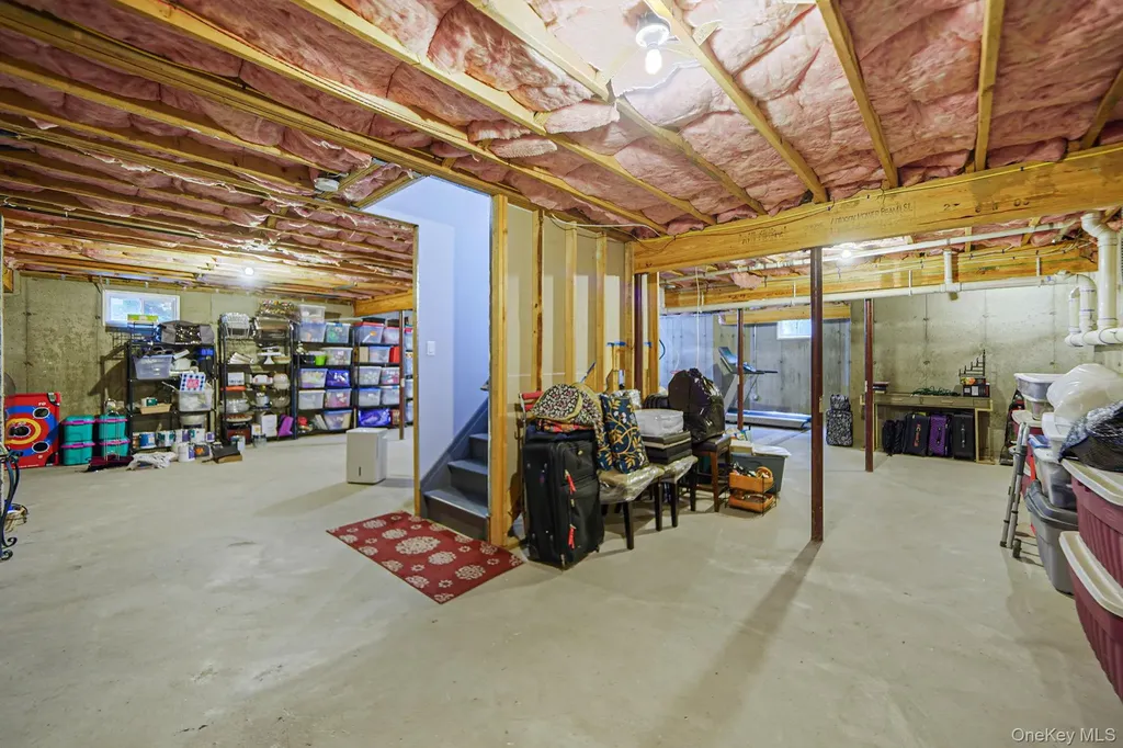 6 Nick Court Yaphank NY 11980