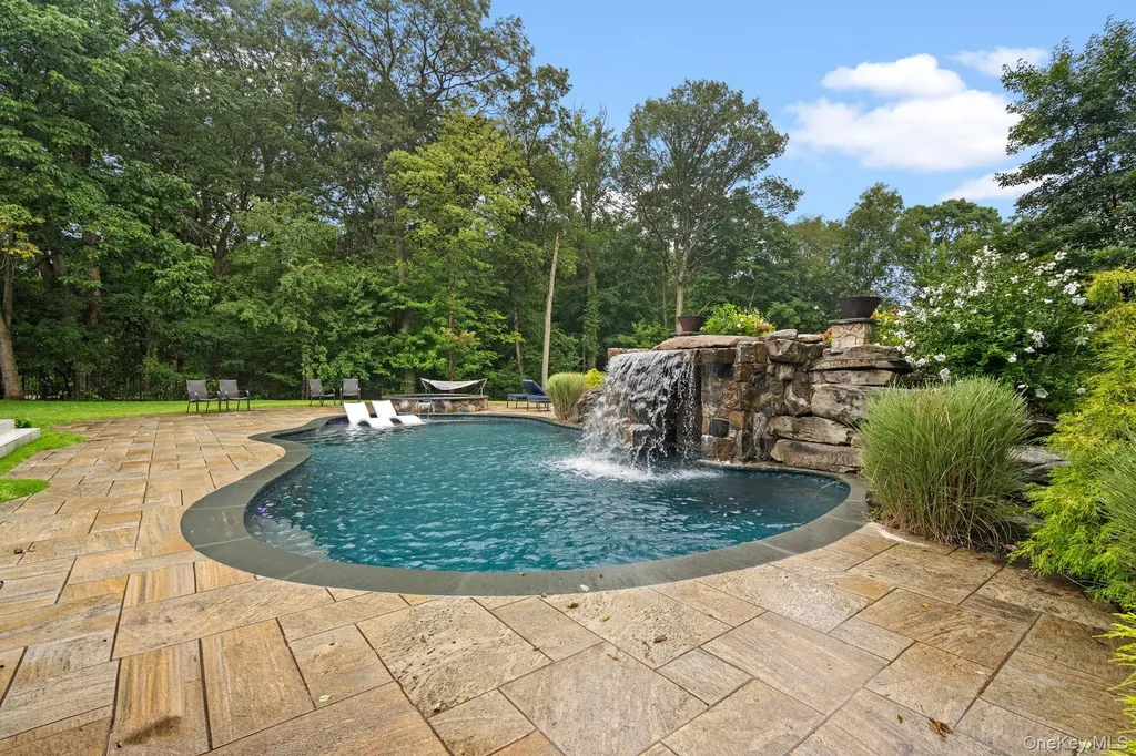 20 Stonewall Circle West Harrison NY 10604