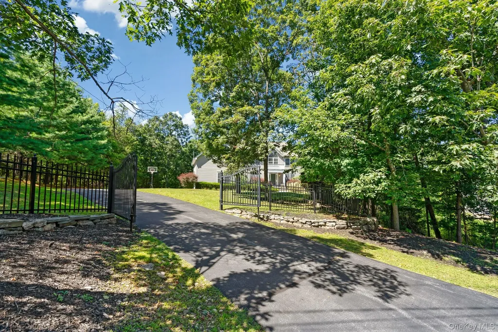 420 Rye Hill Road Monroe NY 10950