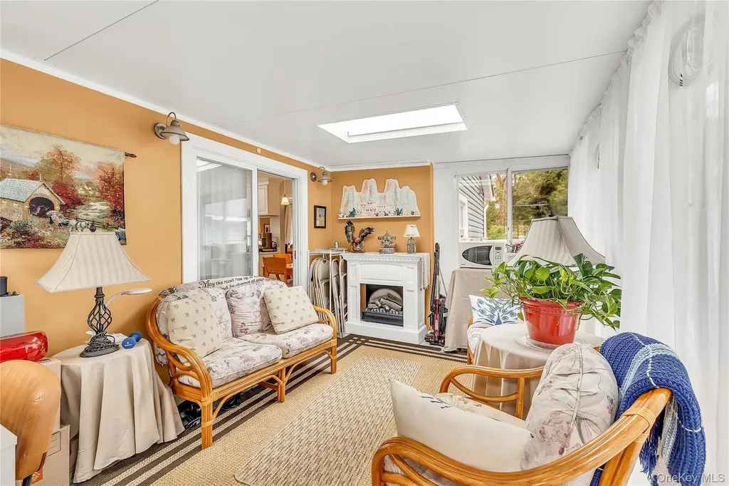 44 Lexington Avenue Patchogue NY 11772