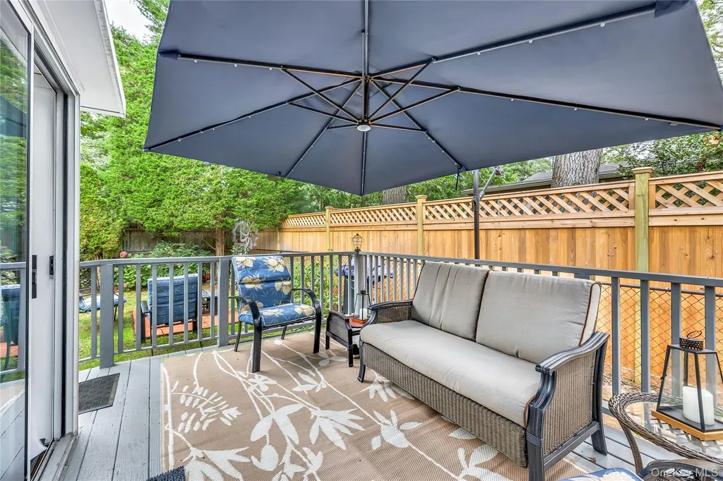 44 Lexington Avenue Patchogue NY 11772