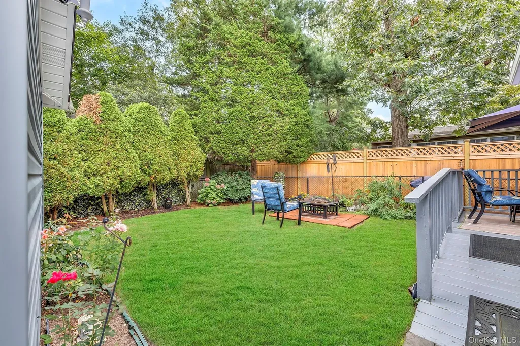 44 Lexington Avenue Patchogue NY 11772