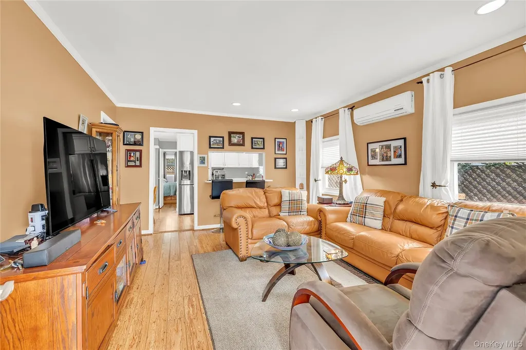 44 Lexington Avenue Patchogue NY 11772