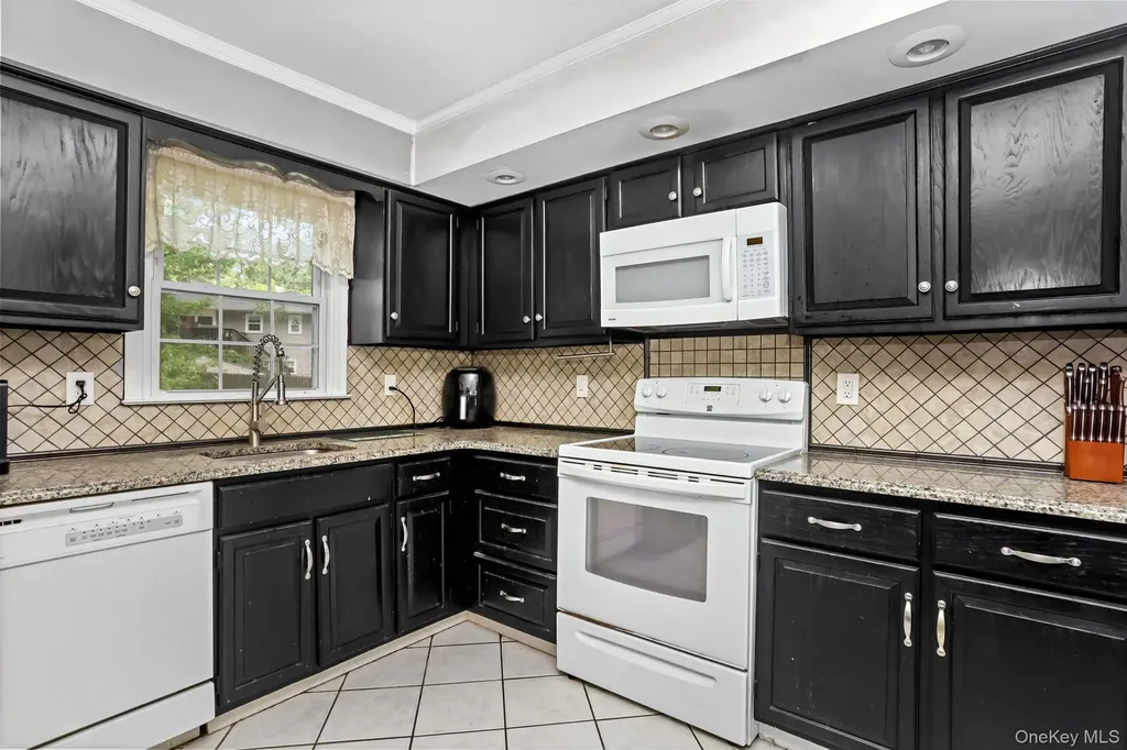 12 Juniper Lane Monroe NY 10950