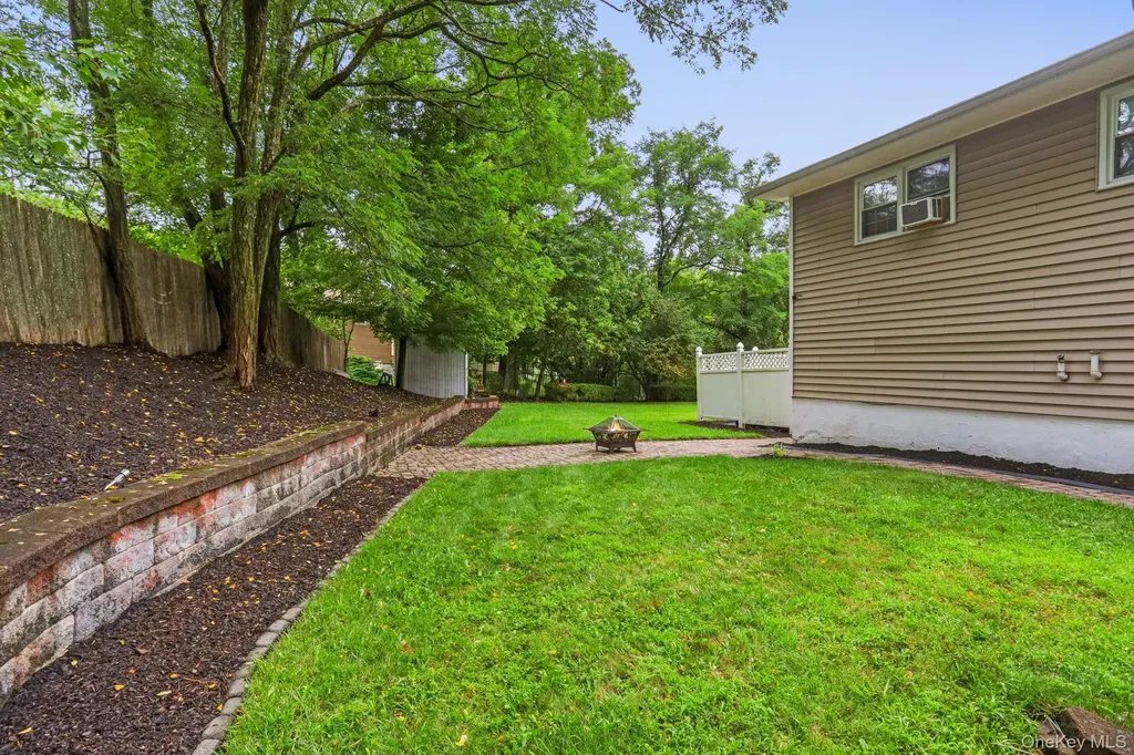 12 Juniper Lane Monroe NY 10950