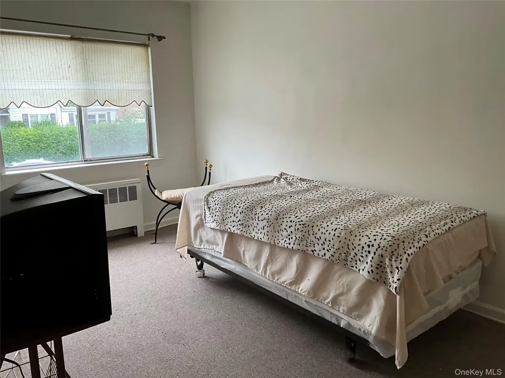 3549 Ropes Avenue Bronx NY 10475