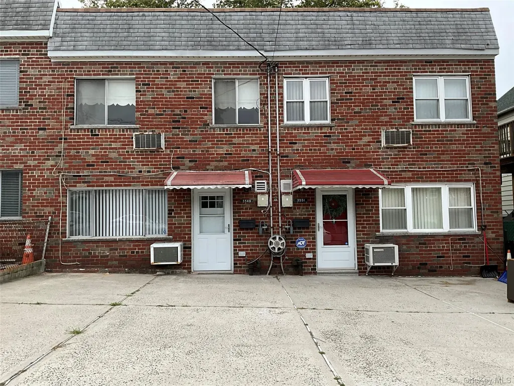 3549 Ropes Avenue Bronx NY 10475