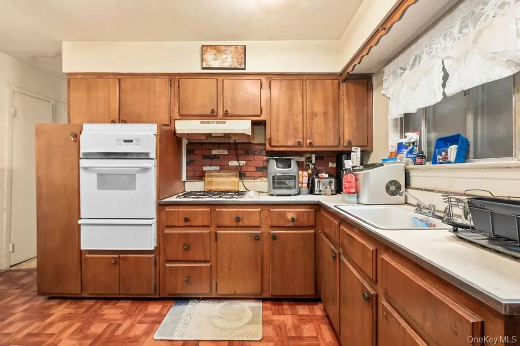 10779 Watson Place Jamaica NY 11433