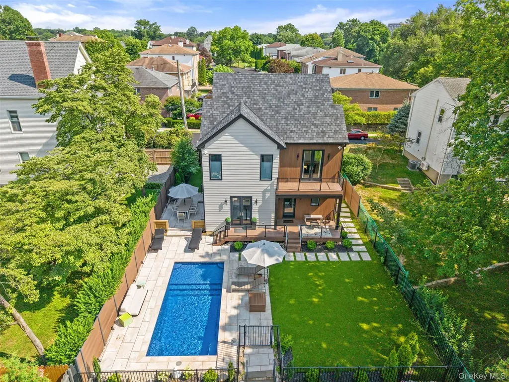 11 Castle Street Bronxville NY 10708