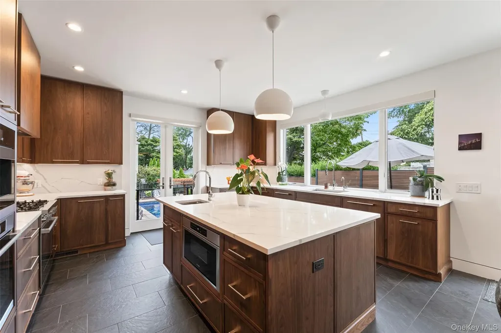 11 Castle Street Bronxville NY 10708