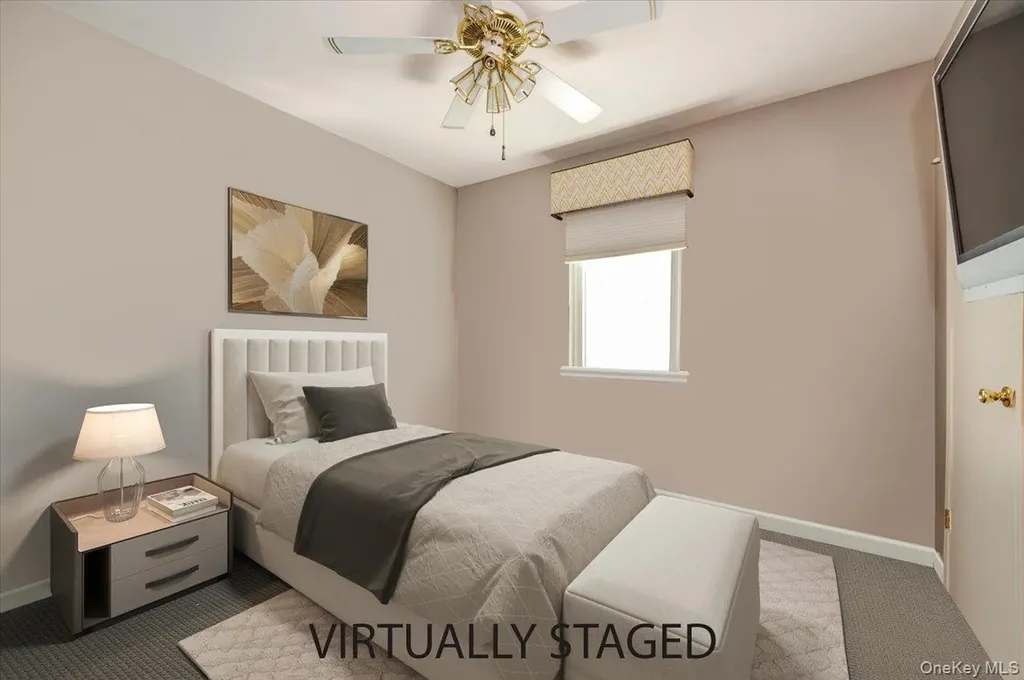 10 Pashen Place Dix Hills NY 11746