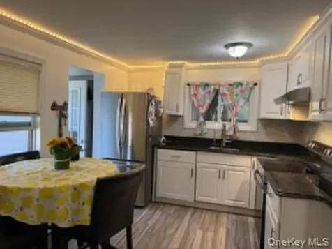 184 Caleb's Path Brentwood NY 11717