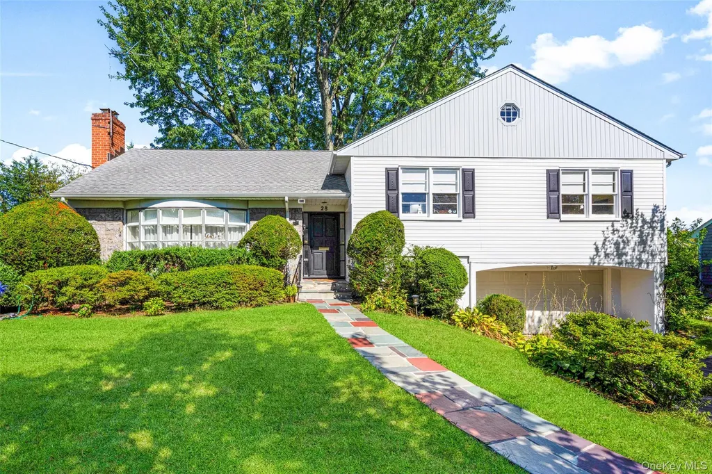 28 Durham Road White Plains NY 10605