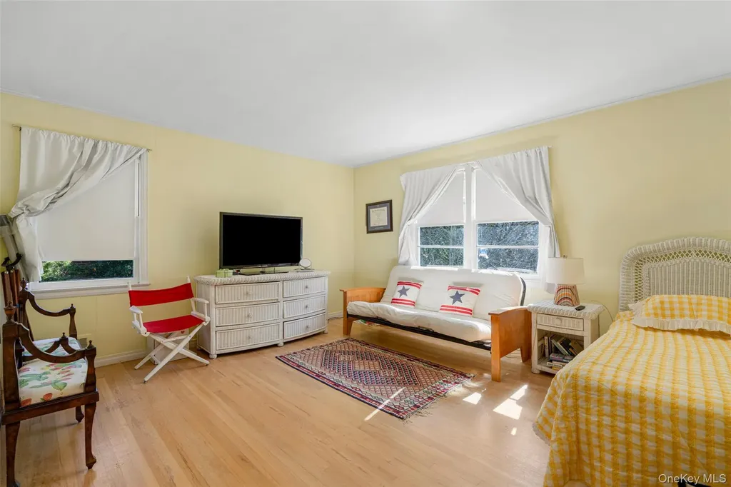 28 Durham Road White Plains NY 10605