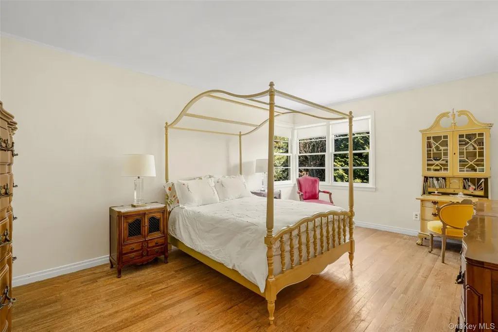 28 Durham Road White Plains NY 10605