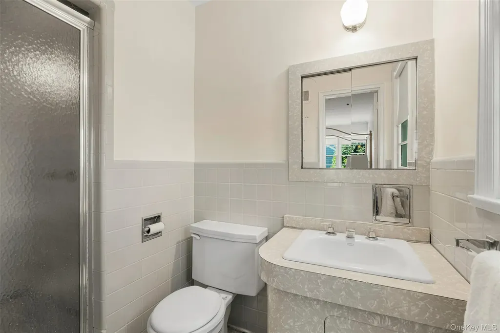 28 Durham Road White Plains NY 10605