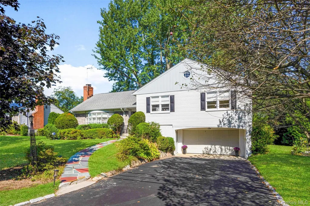 28 Durham Road White Plains NY 10605