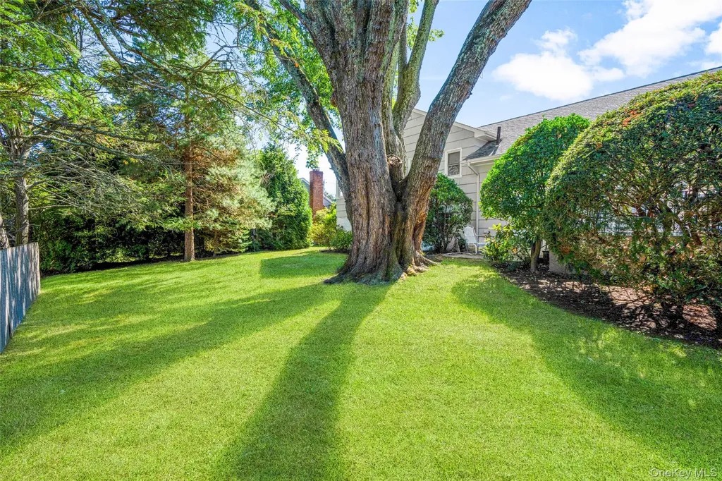 28 Durham Road White Plains NY 10605