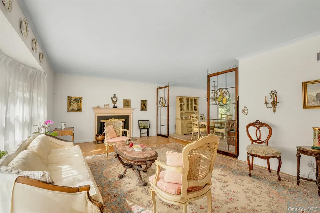 28 Durham Road White Plains NY 10605