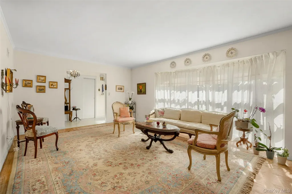28 Durham Road White Plains NY 10605