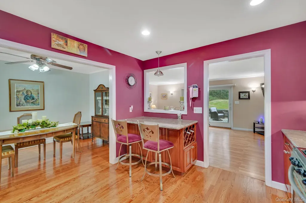 41 Wiltshire Drive Commack NY 11725