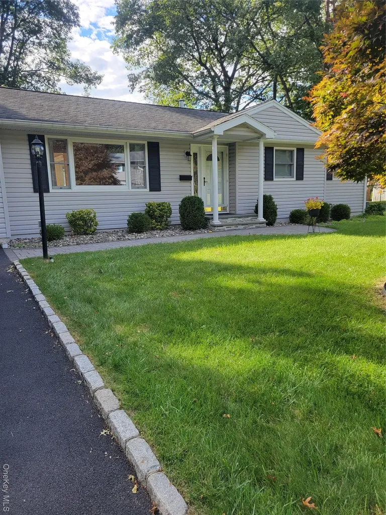 15 Beech Street Nanuet NY 10954