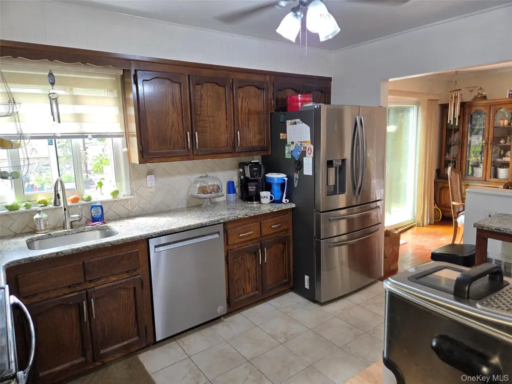 810 Fenimore Road Mamaroneck NY 10543