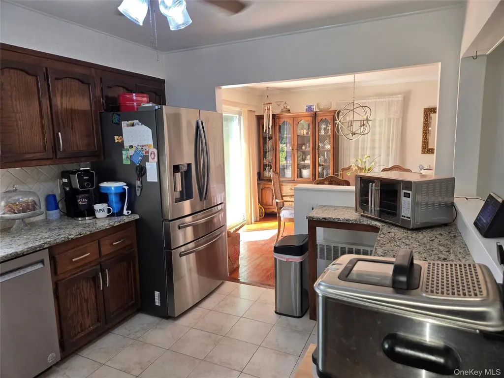 810 Fenimore Road Mamaroneck NY 10543