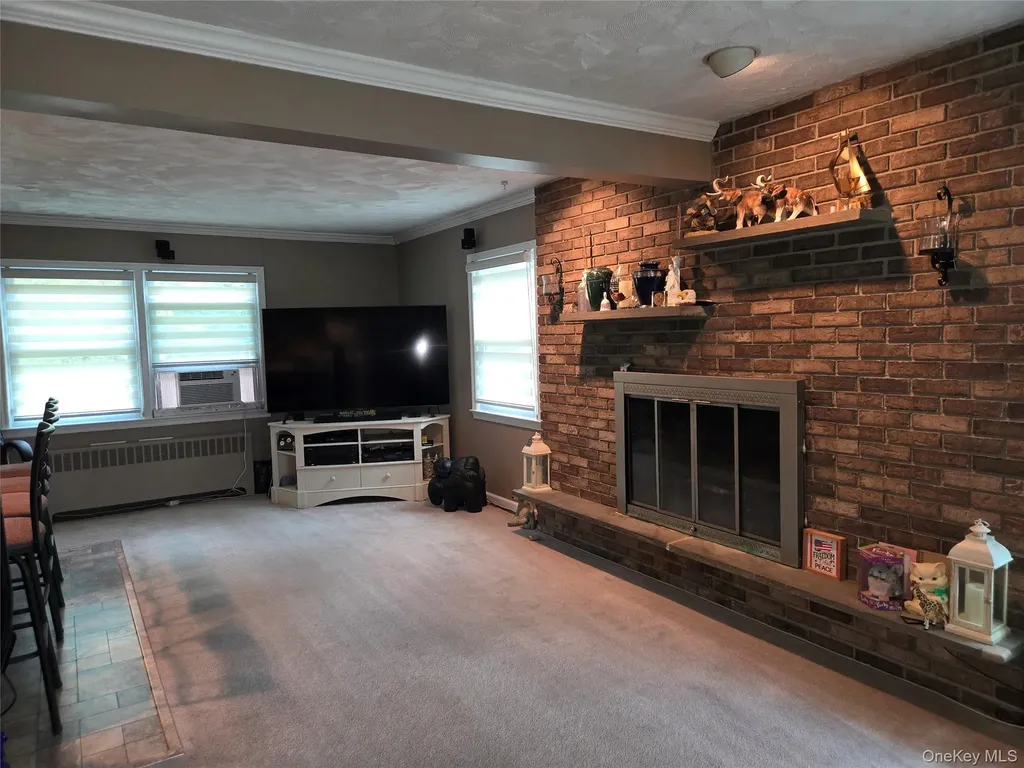 810 Fenimore Road Mamaroneck NY 10543