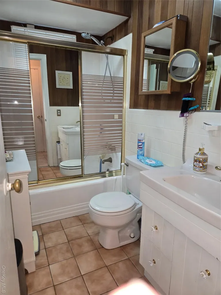 810 Fenimore Road Mamaroneck NY 10543